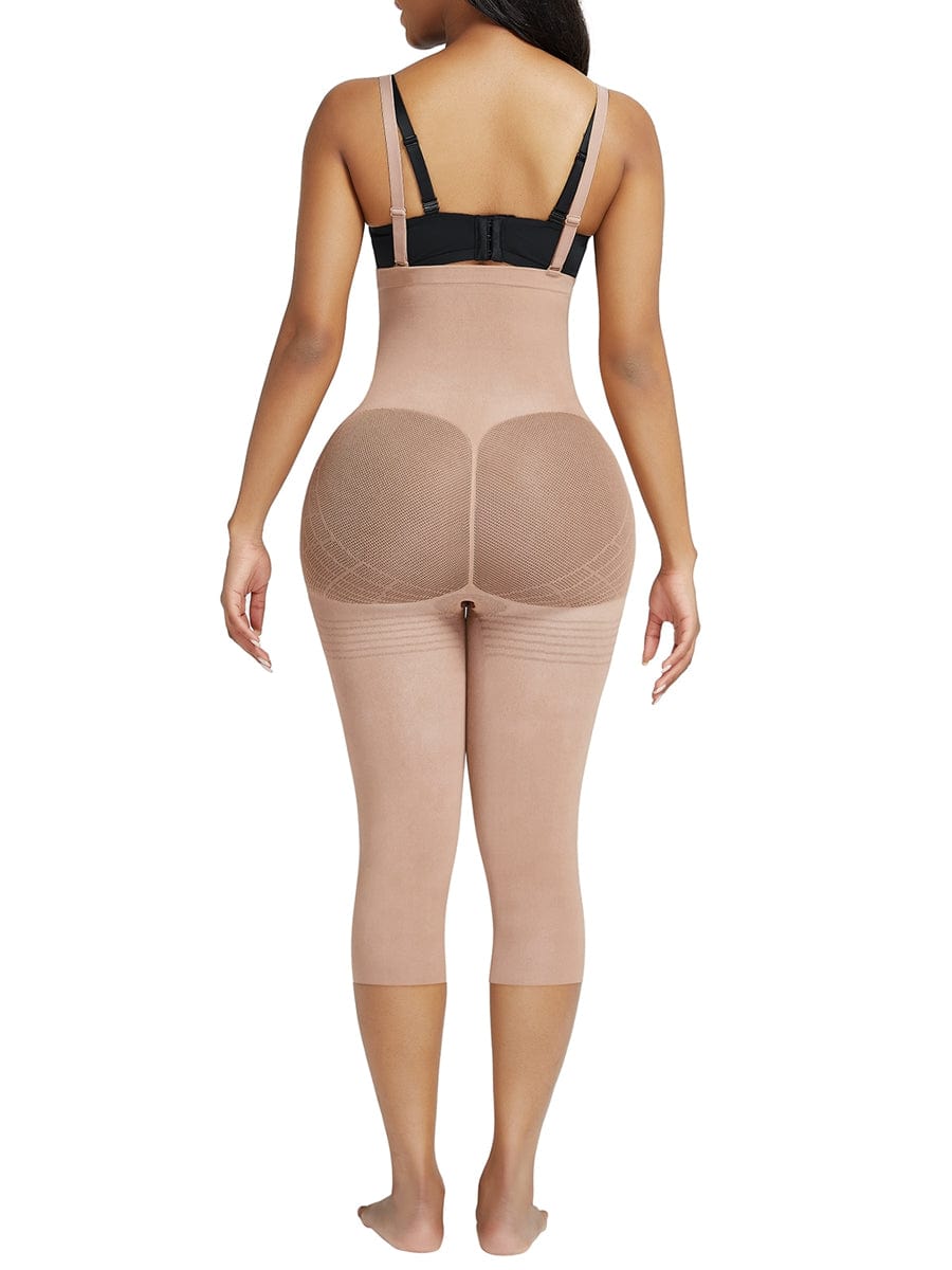 Black Plus Size Full Body Shaper for a Smooth Silhouette