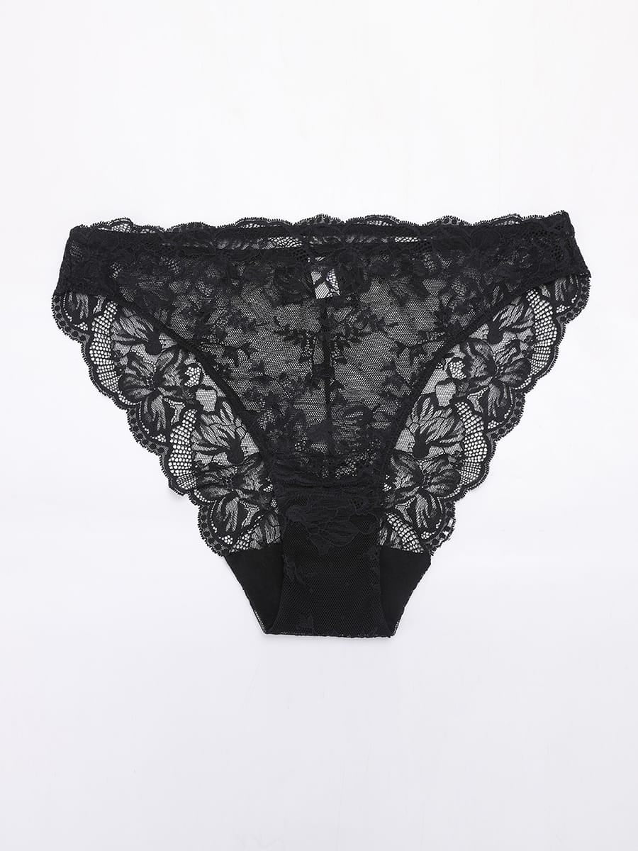 Elegant Low-Rise Lace Panties with Antibacterial Cotton Comfort